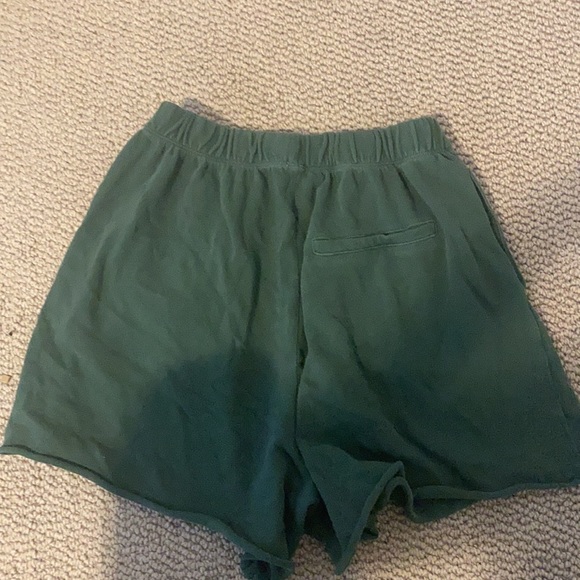 Aerie forest green sweat shorts - Picture 2 of 2